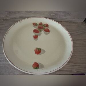 Cavitt Shaw strawberry shortcake serving dish